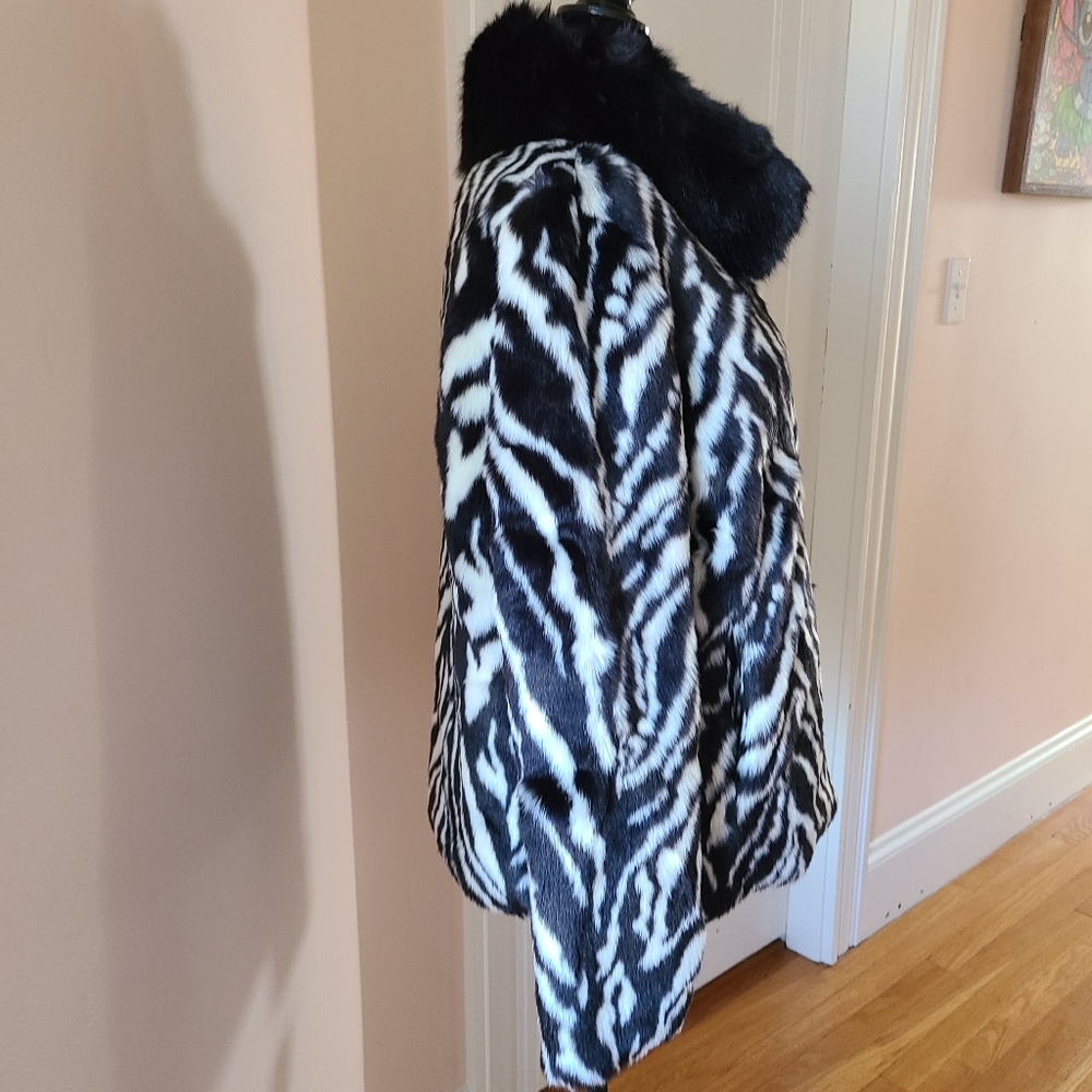 Sam Edelman Zebra Stripe Faux Fur Jacket - Picture 8 of 15